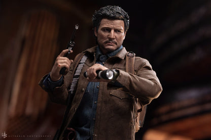 Hot Toys TMS160 The Last of Us - 1/6th scale Joel Miller Collectible Figure