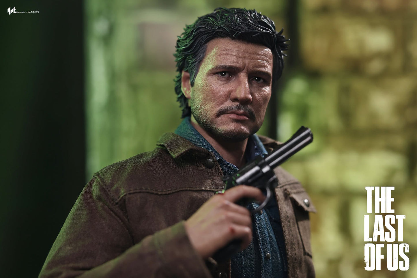 Hot Toys TMS160 The Last of Us - 1/6th scale Joel Miller Collectible Figure