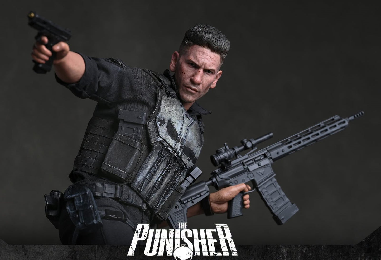 Pre-Order Hot Toys MMS904 The Punisher - 1/6th scale The Punisher Collectible Figure