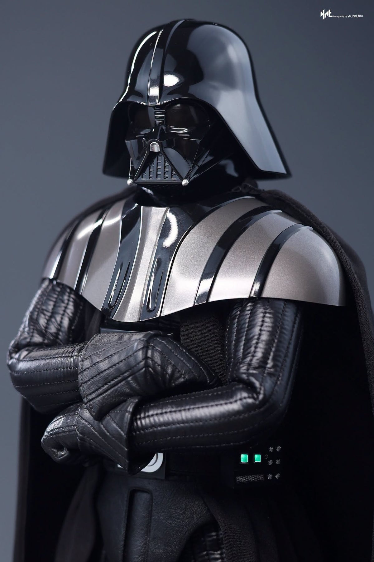 Hot Toys MMS810B Star Wars: Revenge of the Sith - 1/6th scale Darth Vader Collectible Figure (Special Edition)