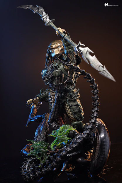 Hot Toys CMS029 Predator - 1/6th scale Broken Tusk Predator Collectible