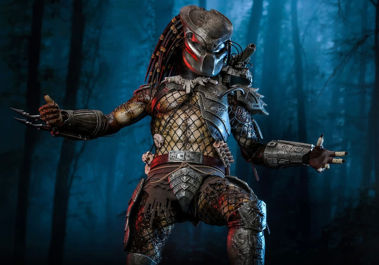 Pre-Order Hot Toys MMS816 Predator - 1/6th scale Predator (2.0) Collectible Figure