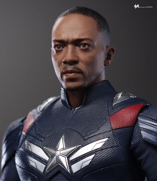 Hot Toys MMS779 Captain America: Brave New World - 1/6th scale Captain America Collectible Figure