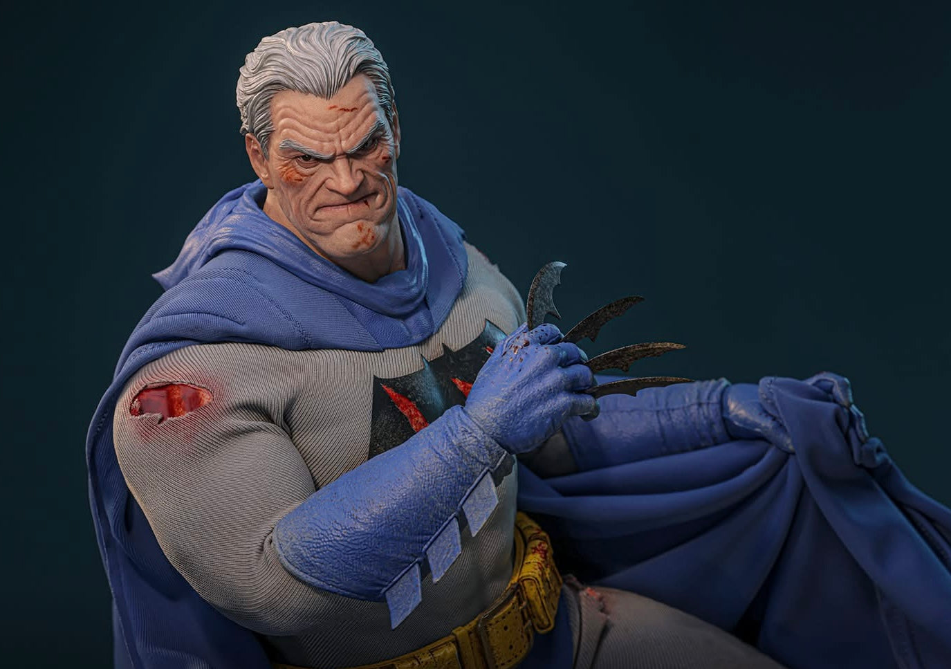 Pre-Order Hot Toys CMS031 Batman: The Dark Knight Returns - 1/6th scale Batman (Battle Damaged Version) Collectible Figure