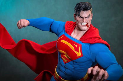 Pre-Order Hot Toys CMS032 Batman: The Dark Knight Returns - 1/6th scale Superman Collectible Figure