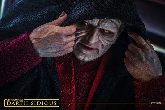Hot Toys MMS805 Star Wars: Episode III - Revenge of the Sith - 1/6th scale Palpatine (Darth Sidious) Collectible Figure