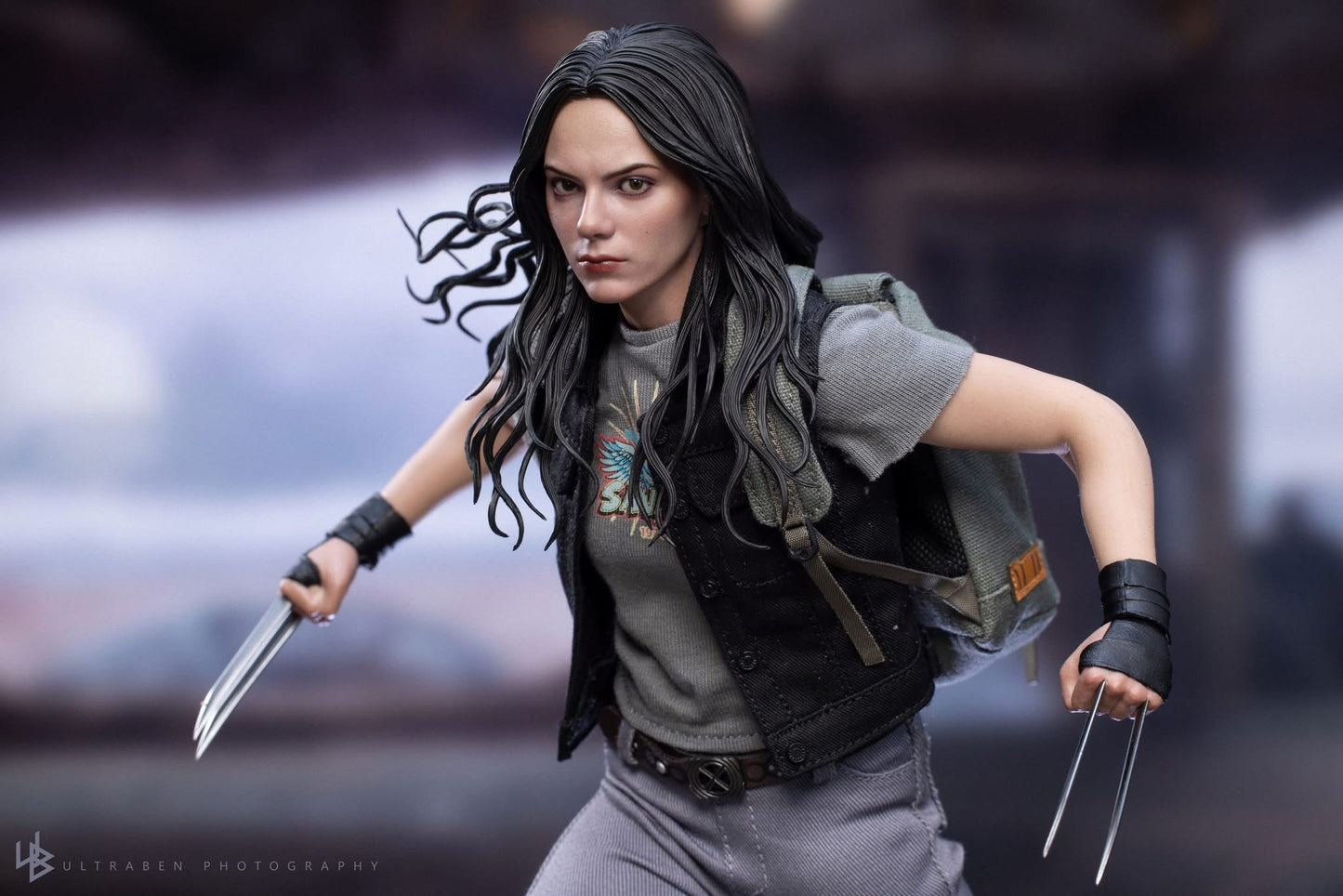 Hot Toys MMS781 Deadpool & Wolverine - 1/6th scale X-23 Collectible Figure
