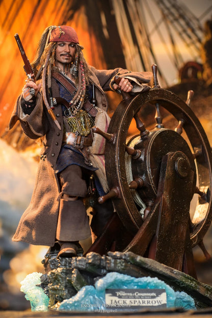 Hot Toys DX39AE Pirates of the Caribbean: Dead Men Tell No Tales - 1/6th scale Jack Sparrow Collectible Figure (Artisan Edition Deluxe Version) [Hot Toys Exclusive]