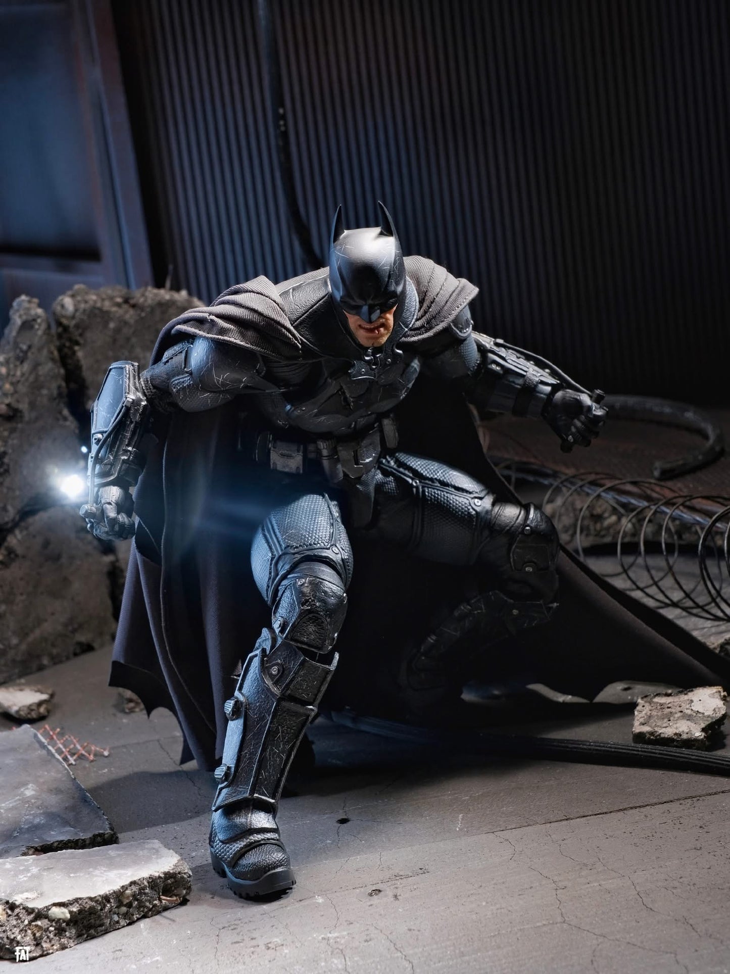 Pre-Order INART Batman: Arkham Origins - Batman (Battle Damaged Version) 1/12 scale Collectible Figure
