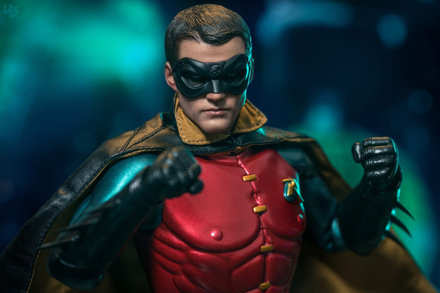 Hot Toys MMS594 Batman Forever - 1/6th scale Robin Collectible Figure