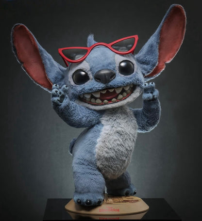 Pre-Order Hot Toys MMS815 Lilo & Stitch - Stitch Collectible Figure