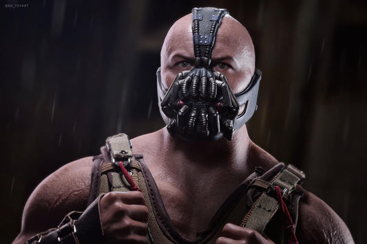 Hot Toys MMS689 The Dark Knight Trilogy - 1/6th scale Bane Collectible Figure