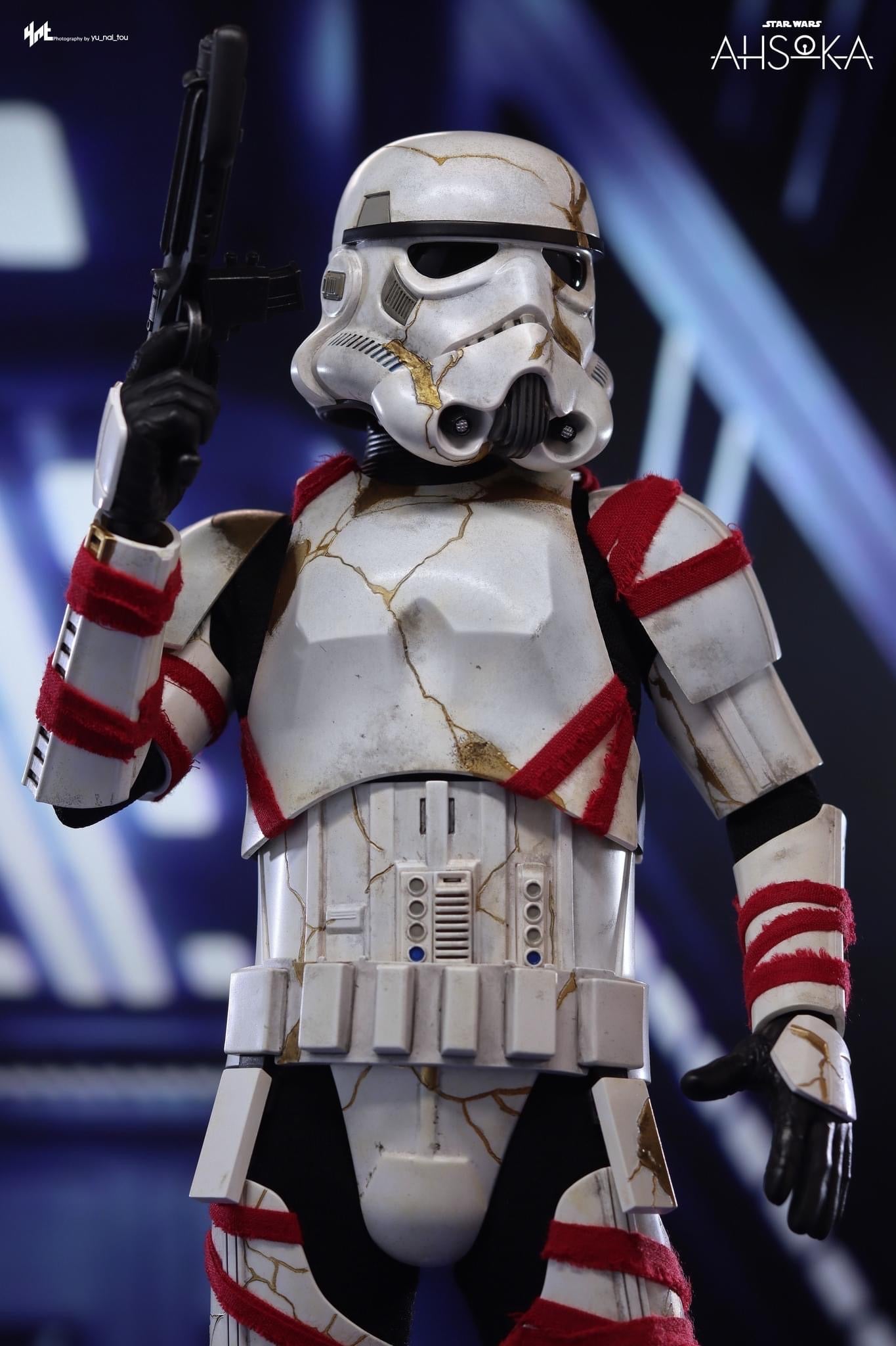 Hot Toys TMS121 Star Wars Ahsoka - Night Trooper 1/6 Scale Collectible Figure