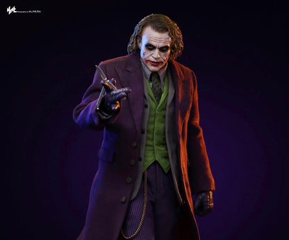 Hot Toys DX32 The Dark Knight Trilogy - 1/6th scale The Joker Collectible Figure