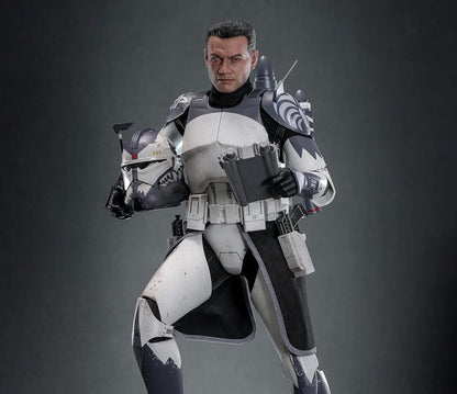 Pre-Order Hot Toys TMS141 Star Wars: The Clone Wars - 1/6th scale Clone Commander Wolffe Collectible Figure