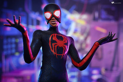 Hot Toys MMS710B Spider-man: Across The Spider-Verse - Miles Morales 1/6 Scale Collectible Figure (Exclusive)