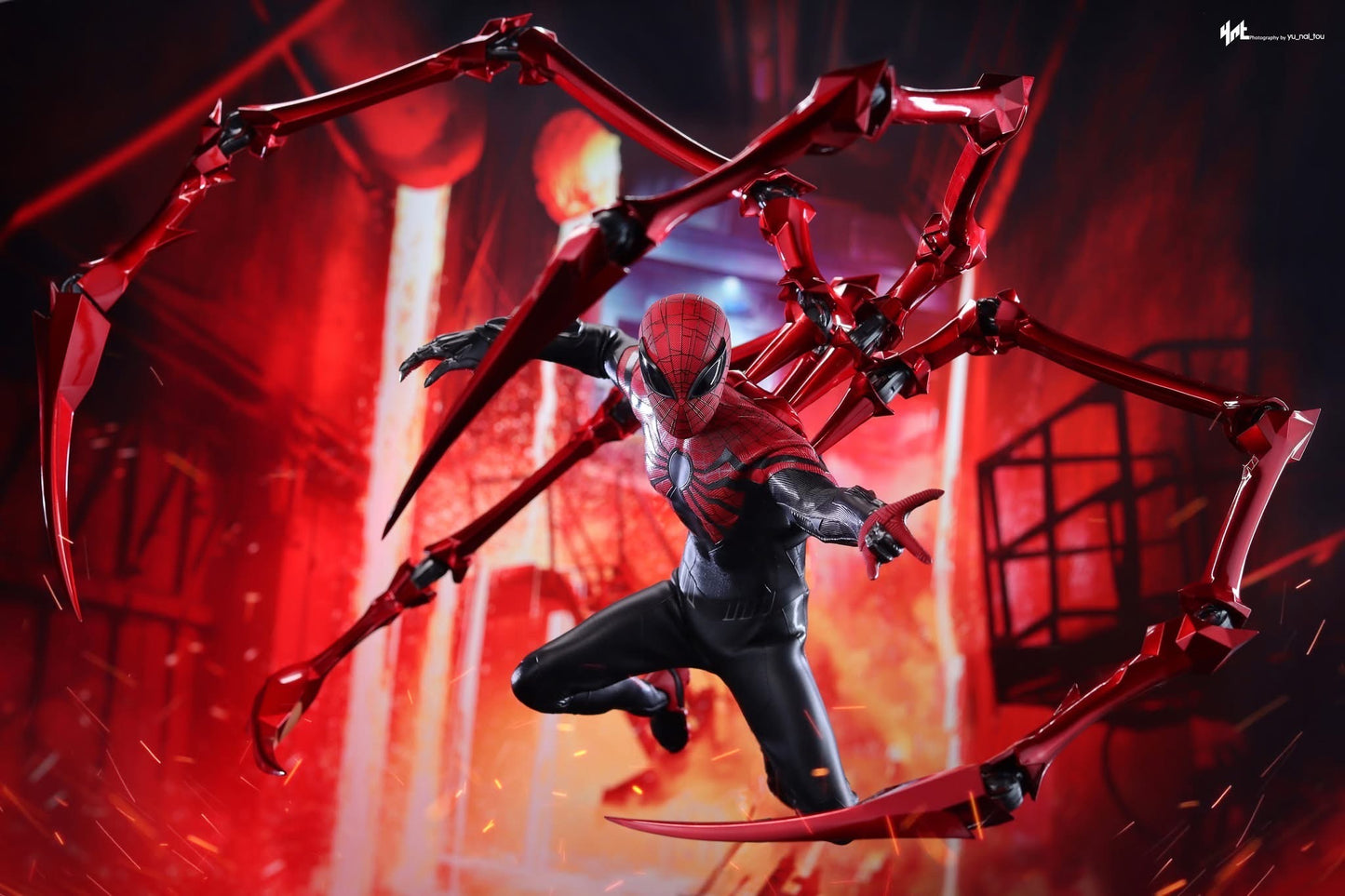 Hot Toys VGM61 Marvel's Spider-Man 2 - 1/6th scale Peter Parker (Superior Suit) Collectible Figure