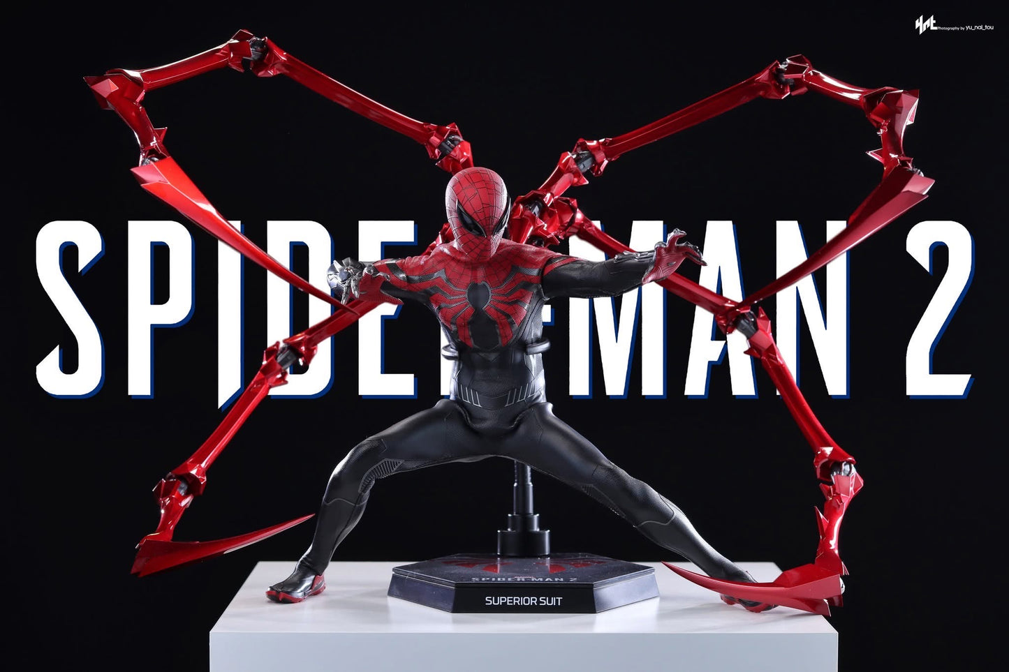Hot Toys VGM61 Marvel's Spider-Man 2 - 1/6th scale Peter Parker (Superior Suit) Collectible Figure