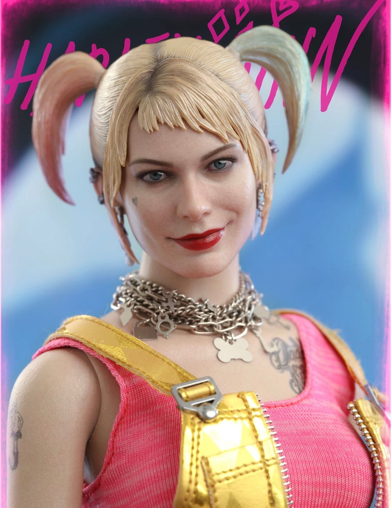 Hot Toys MMS565 Birds of Prey - 1/6th scale Harley Quinn Collectible Figure