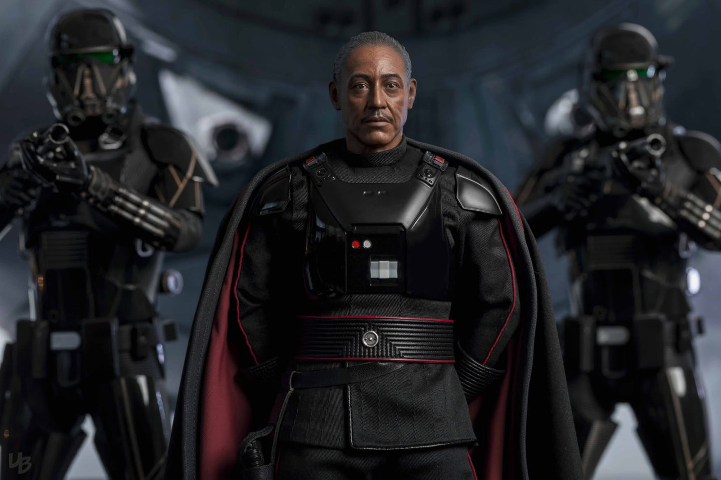 Hot Toys TMS029 Star War: The Mandalorian - 1/6th scale Moff Gideon Collectible Figure