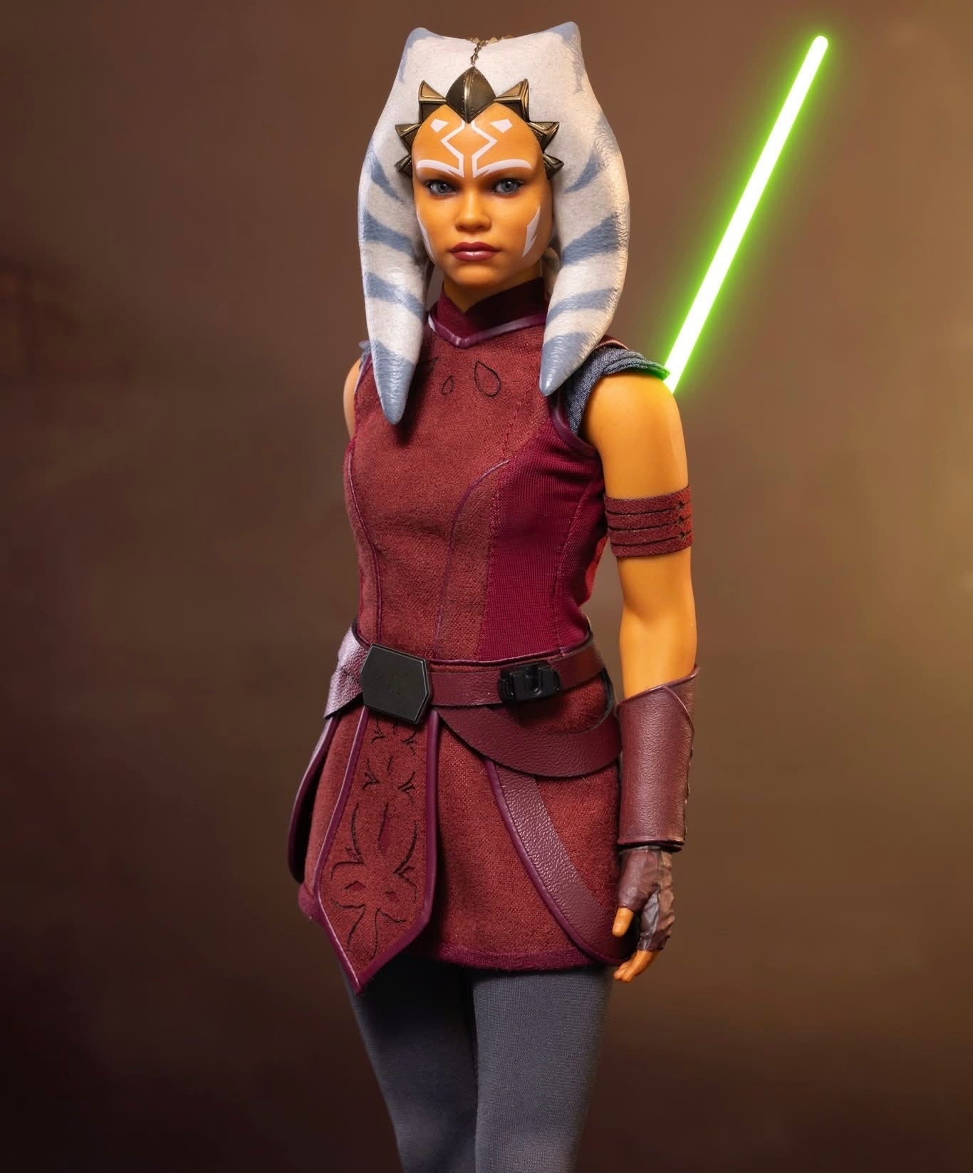 Hot Toys TMS123 Hot Toys Star Wars Ahsoka Tano - Padawan 1/6 Scale Collectible Figure