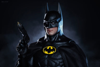 Hot Toys MMS692 Batman (1989) - 1/6th scale Batman Collectible Figure