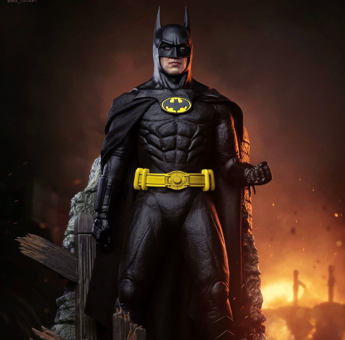 Hot Toys MMS692 Batman (1989) - 1/6th scale Batman Collectible Figure