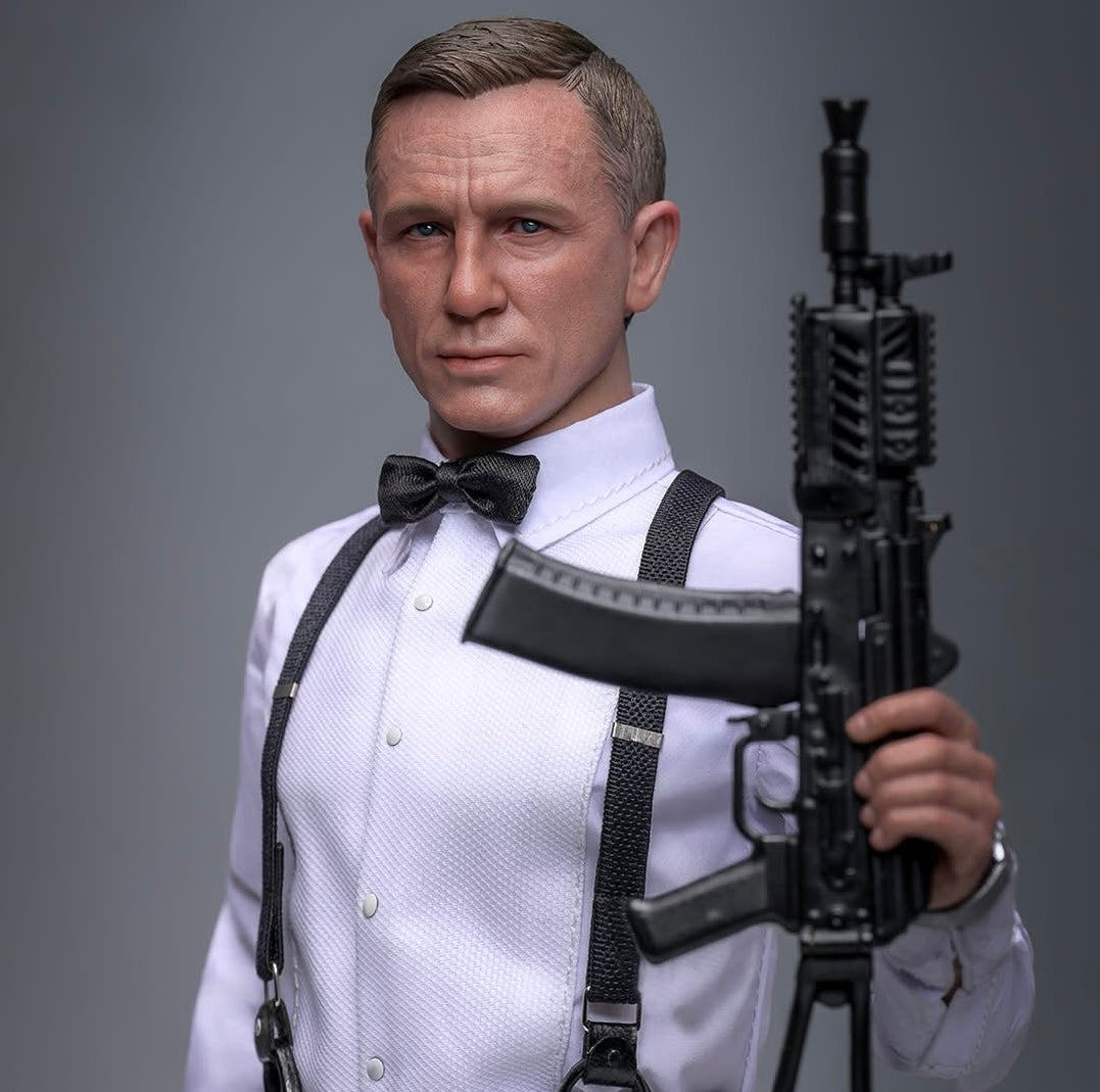 Pre-Order Hot Toys MMS803 No Time To Die - 1/6th scale James Bond Collectible Figure