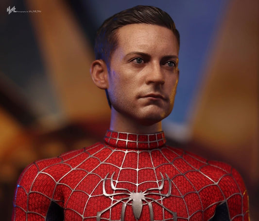 Hot Toys MMS661 Spider-Man: No Way Home - 1/6th scale Friendly Neighborhood Spider-Man Collectible Figure