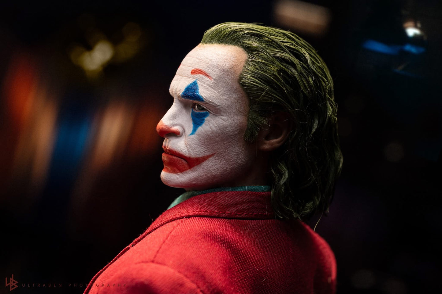 Hot Toys DX43AE Joker - 1/6th scale The Joker Collectible Figure (Artisan Edition) Hot Toys Exclusive