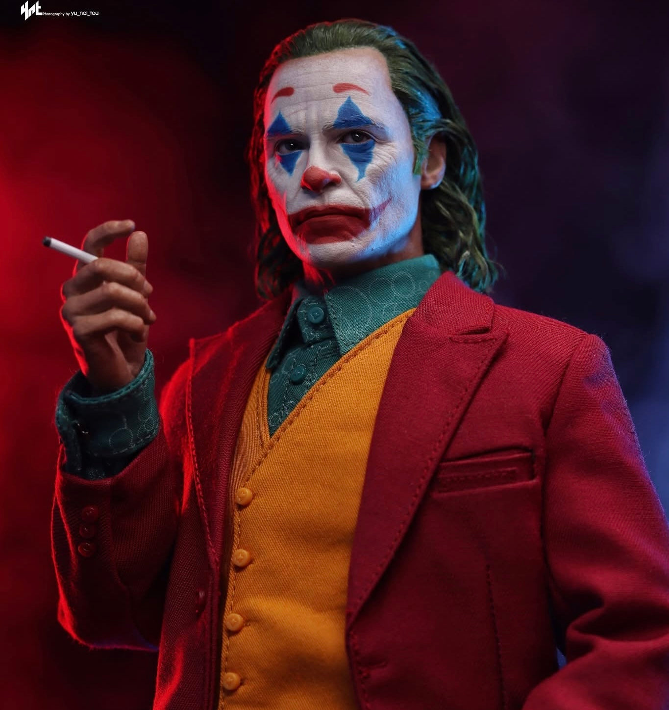 Hot Toys DX43AE Joker - 1/6th scale The Joker Collectible Figure (Artisan Edition) Hot Toys Exclusive
