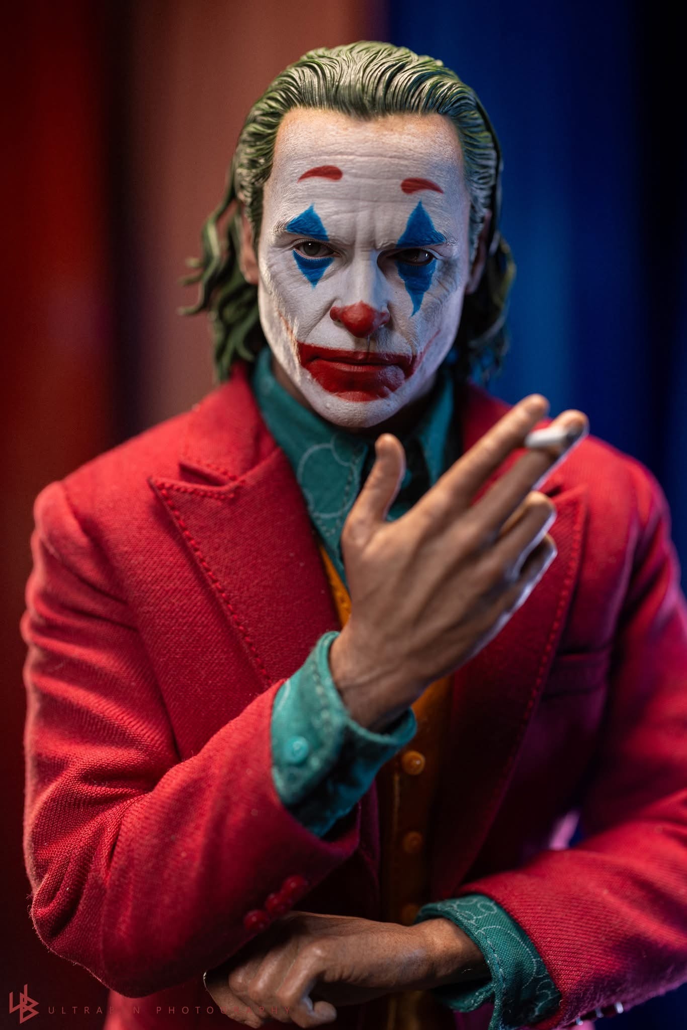 Hot Toys DX42 Joker - 1/6th scale The Joker Collectible Figure