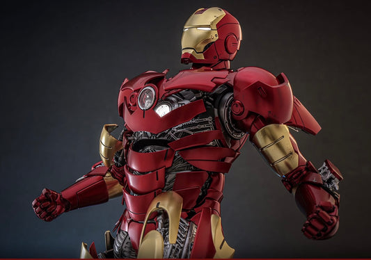 Pre-Order Hot Toys MMS825D72B Iron Man - 1/6th scale Iron Man Mark III (Armor Suit Up Version) Collectible Figure (Special Edition)