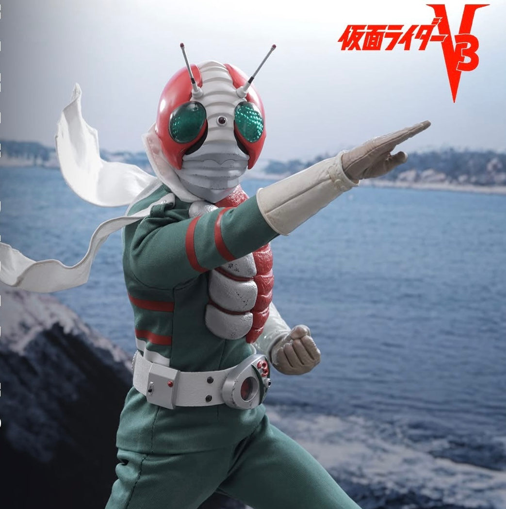 Pre-Order Hot Toys Kamen Rider V3 - 1/6th scale Kamen Rider V3 Collectible Figure (Special Edition)