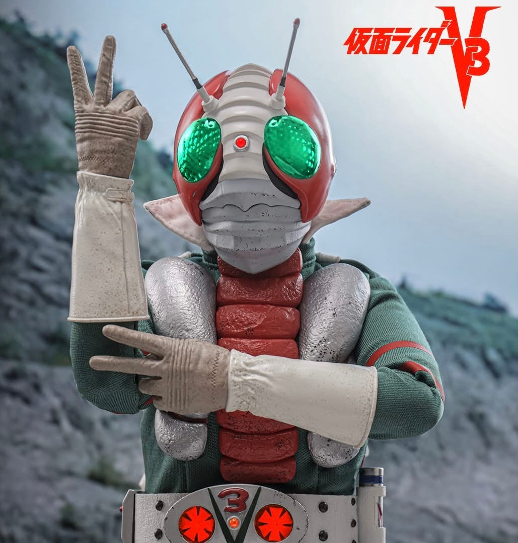 Pre-Order Hot Toys Kamen Rider V3 - 1/6th scale Kamen Rider V3 Collectible Figure (Special Edition)