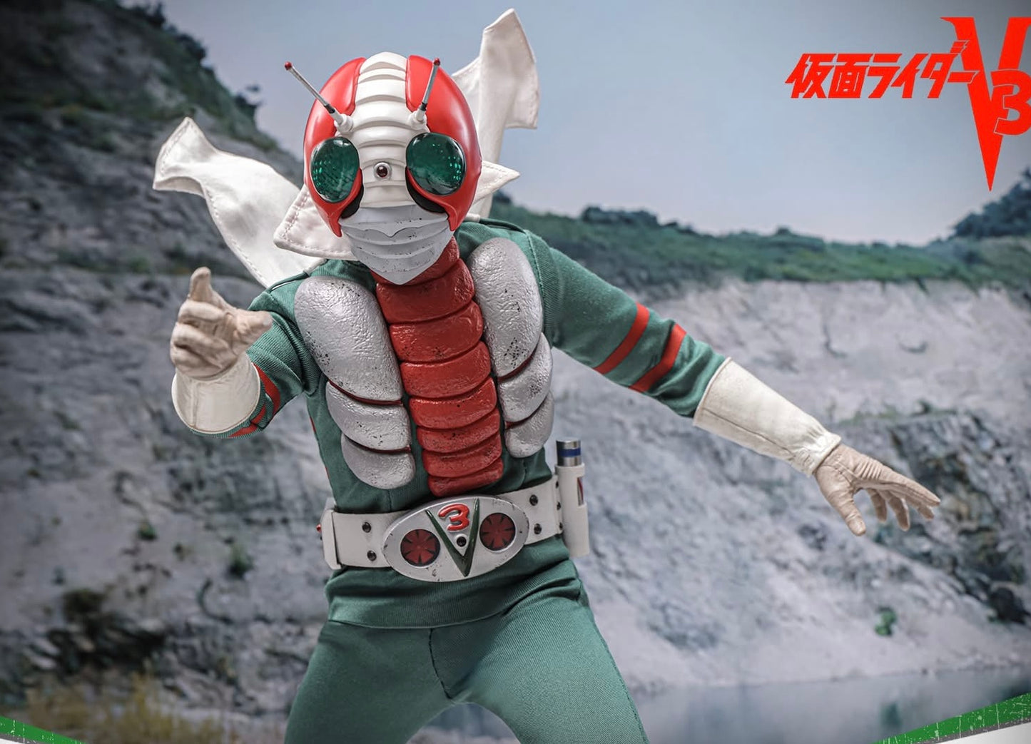 Pre-Order Hot Toys TMS162B Kamen Rider V3 - 1/6th scale Kamen Rider V3 Collectible Figure (Special Edition)