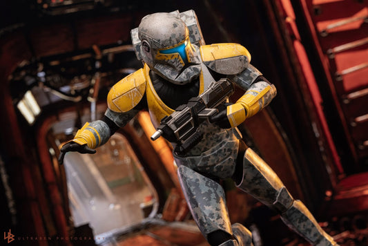 Hot Toys TMS155 Star Wars: The Clone Wars - 1/6th scale Clone Commando Gregor Collectible Figure (Hot Toys Exclusive)