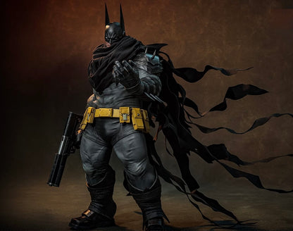 Pre-Order Hot Toys CMS030B Absolute Batman - 1/6th scale Batman Collectible Figure (Special Edition)