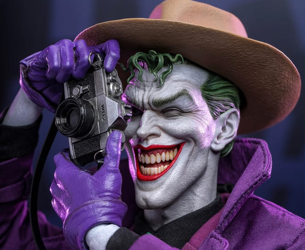 Pre-Order Hot Toys CMS028 Batman: The Killing Joke - 1/6th scale The Joker Collectible Figure
