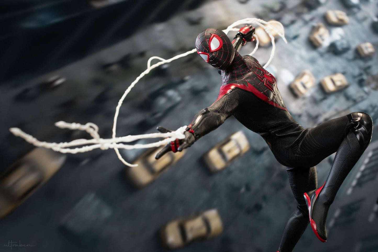Hot Toys VGM55 Marvel's Spider-Man 2 - 1/6th scale Miles Morales (Upgraded Suit) Collectible Figure Exclusive