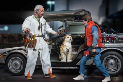 Hot Toys MMS609 Back to the Future - 1/6th scale Doc Brown Collectible Figure