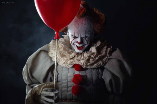 Hot Toys MMS555 IT Chapter Two - 1/6th scale Pennywise Collectible Figure