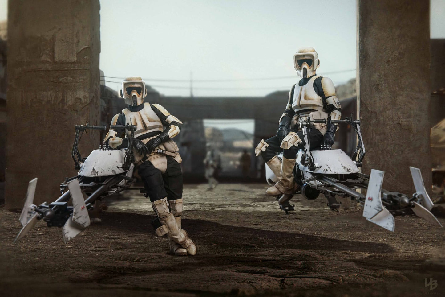 Hot Toys TMS016 The Mandalorian : 1/6th scale Scout Trooper Collectible Figure