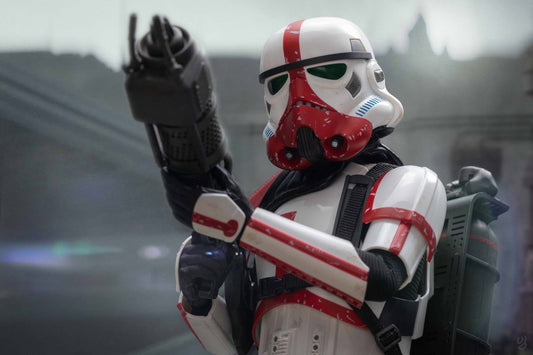 Hot Toys TMS012 The Mandalorian : 1/6th scale Incinerator Stormtrooper Collectible Figure