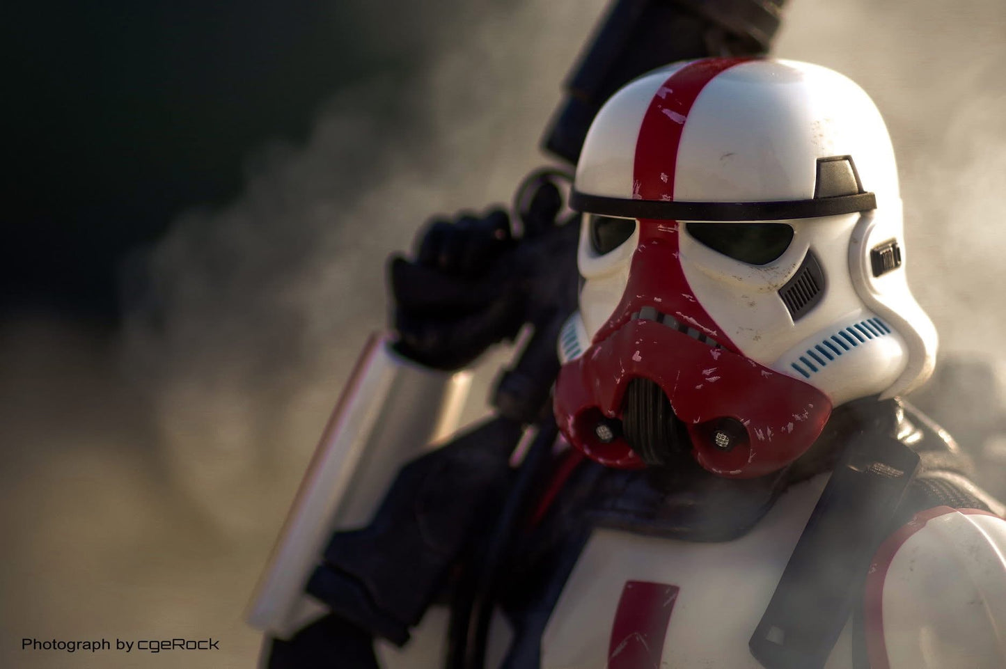 Hot Toys TMS012 The Mandalorian : 1/6th scale Incinerator Stormtrooper Collectible Figure