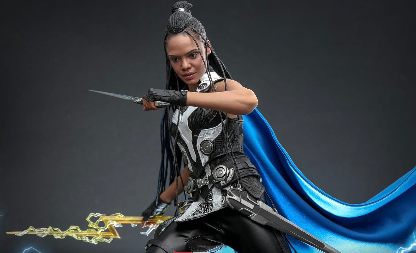 Hot Toys MMS673 Thor: Love and Thunder - 1/6th scale Valkyrie Collectible Figure