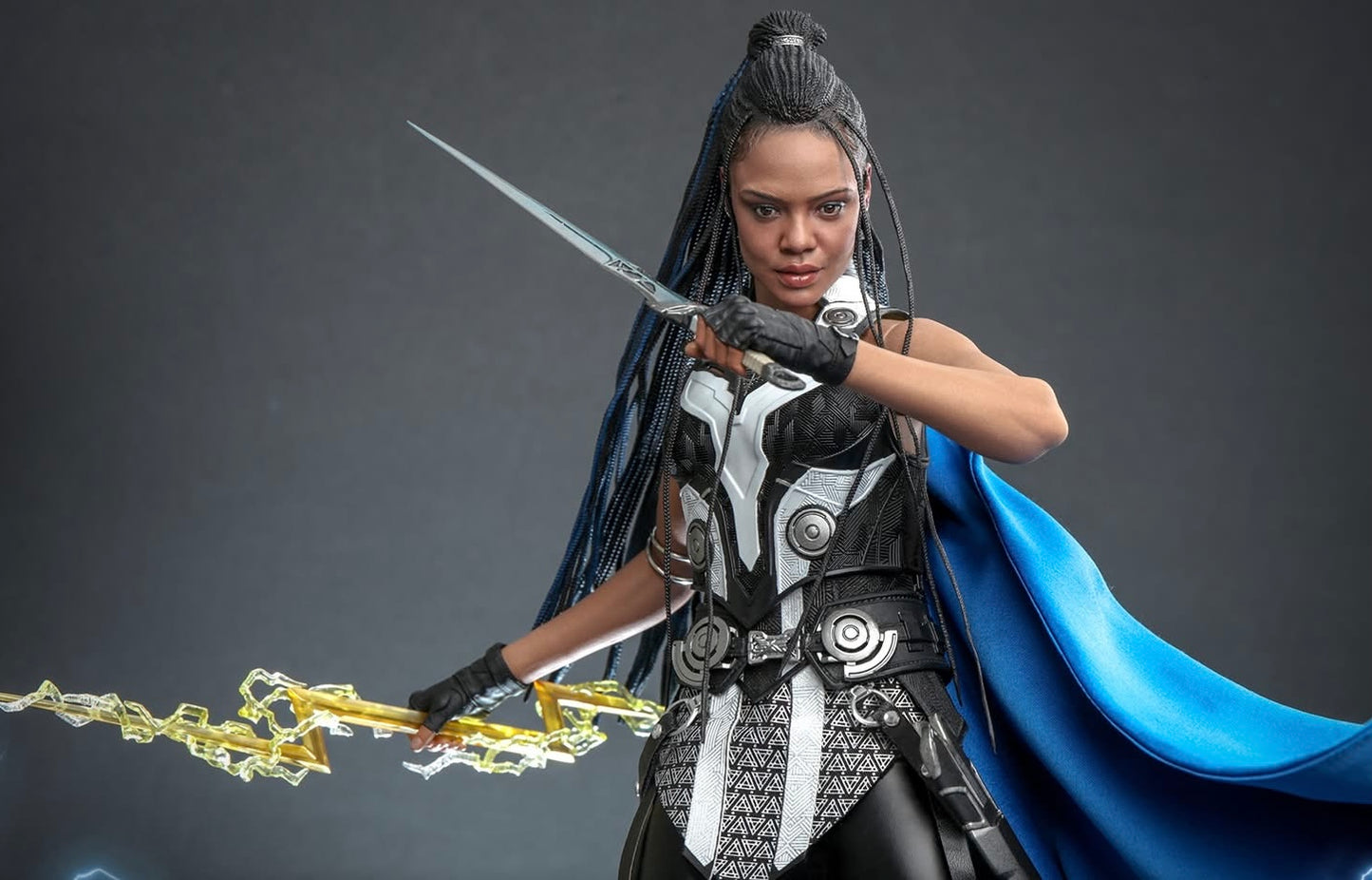 Hot Toys MMS673 Thor: Love and Thunder - 1/6th scale Valkyrie Collectible Figure