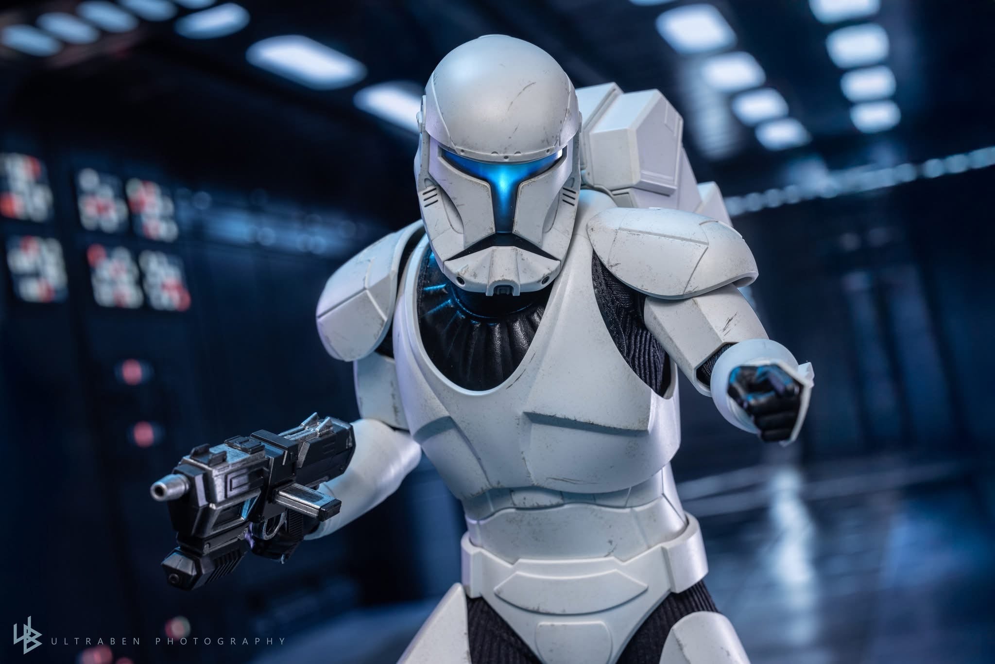 Hot Toys TMS131 Star Wars: The Bad Batch - 1/6th scale Clone Commando ...
