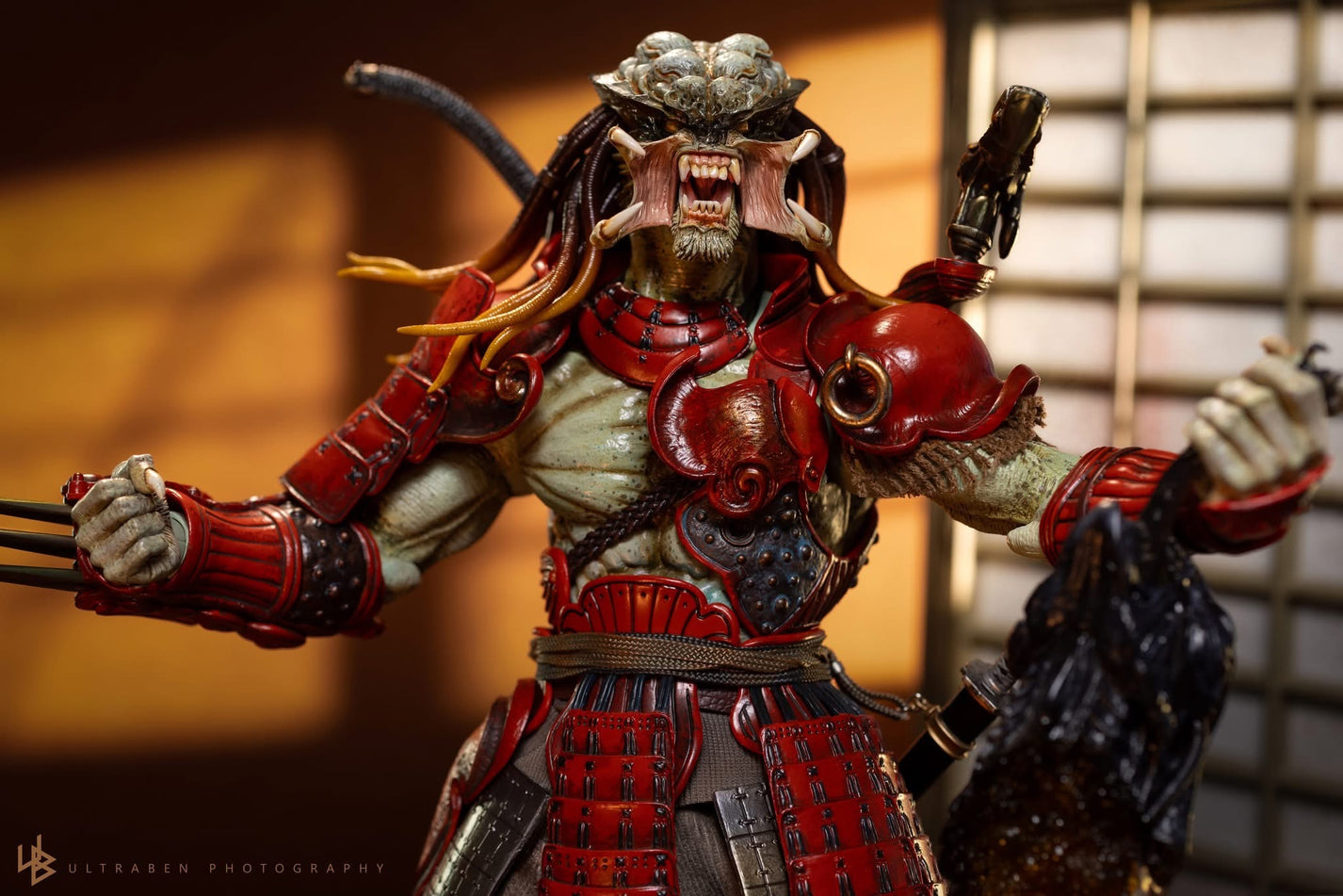 Hot Toys AC06 Alien vs. Predator - 1/6th scale Akaoni Samurai Predator ...