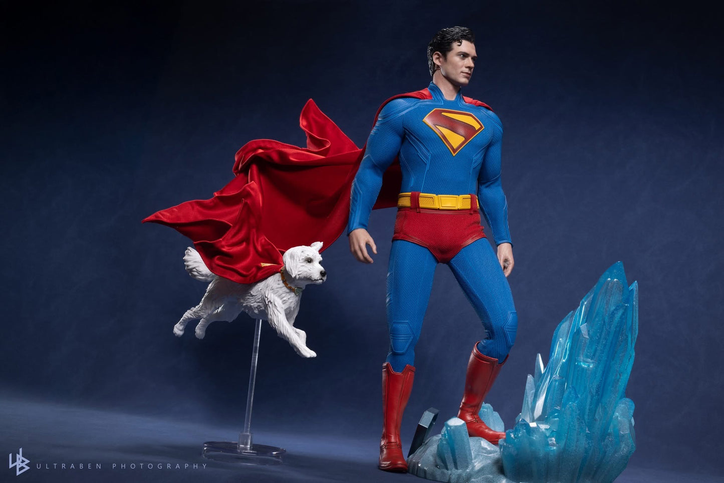 Hot Toys MMS812 Superman - 1/6th scale Superman & Krypto Collectible Set